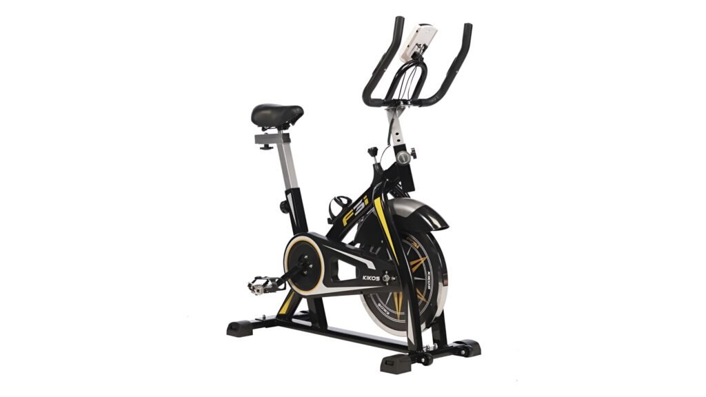 Bicicleta Spinning Kikos F3i 10kg para treinos de cardio e condicionamento físico em casa.